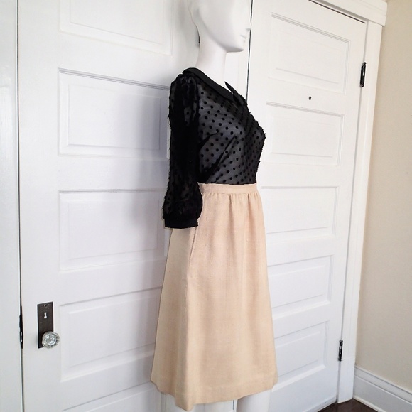 🔴3/$23!🔴Monteau sheer blouse flocked peterpan - Picture 3 of 8